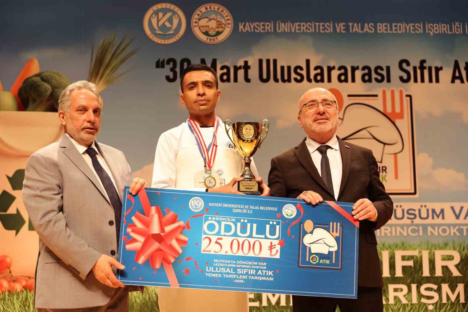 Genç şef adayları ödüllerini aldı