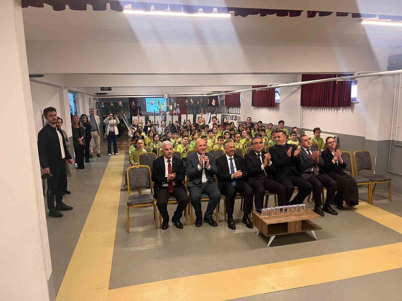 Tepebaşı’nda minik ellerden dev sergi: 