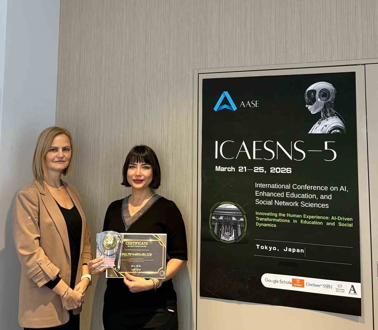 Türk Akademisyene Japonya’da 