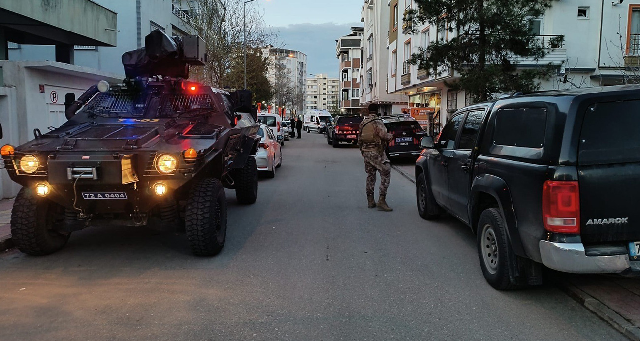 Batman’da aile katliamı: Anne ve ağabeyini öldürdü