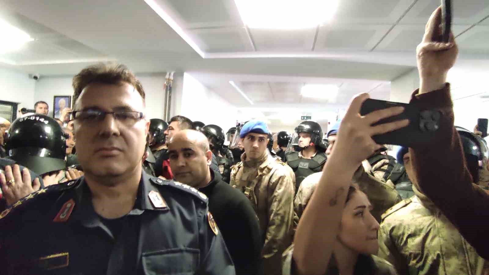 Zonguldak İl Genel Meclisi başkanlık seçiminde ’geçersiz oy’ gerginliği