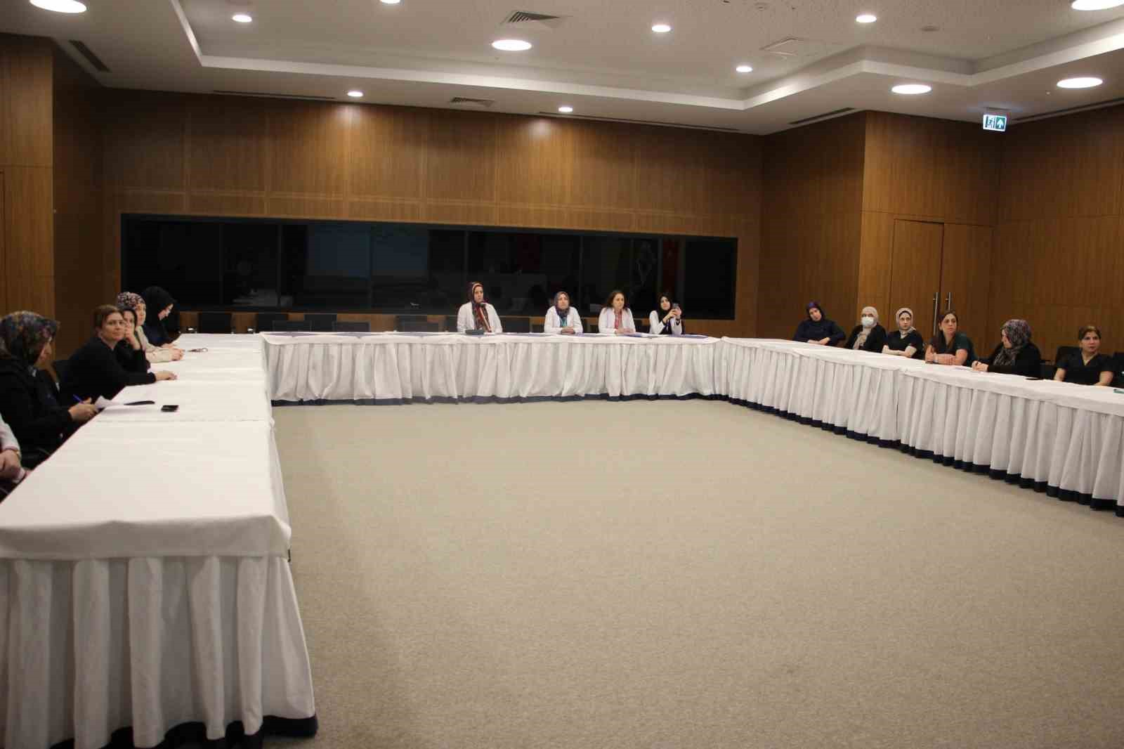 Elazığ’da sağlık çalışanlarına mavi kod eğitimi