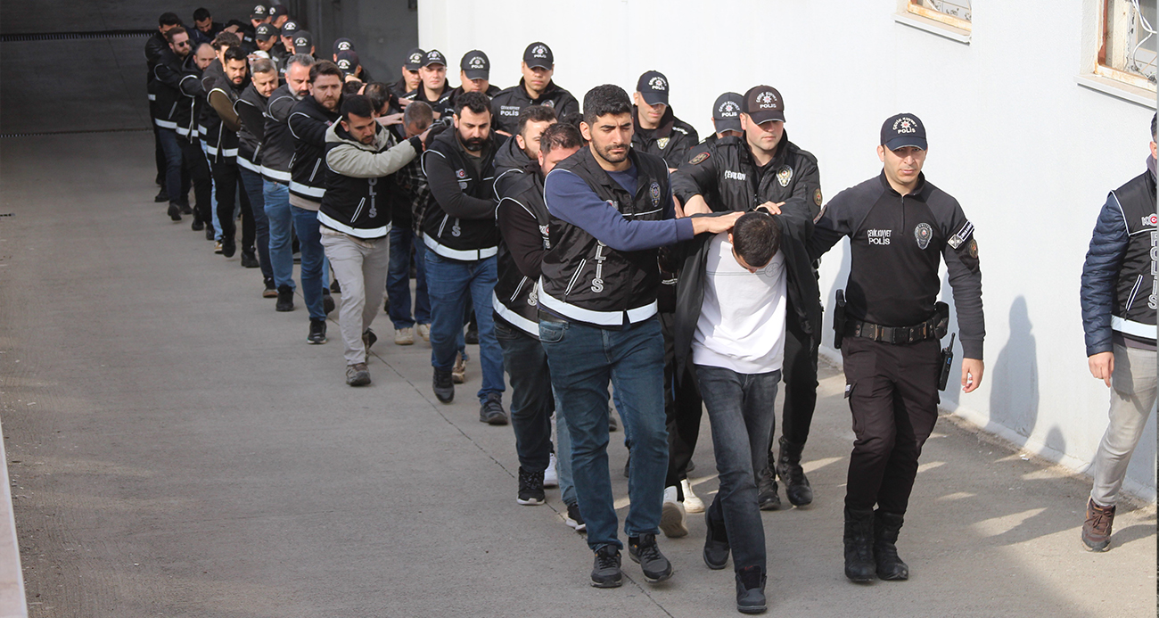 Tarihi baskın: Atık tesisi değil sigara fabrikası, 170 milyon TL’lik ürün ele geçirildi