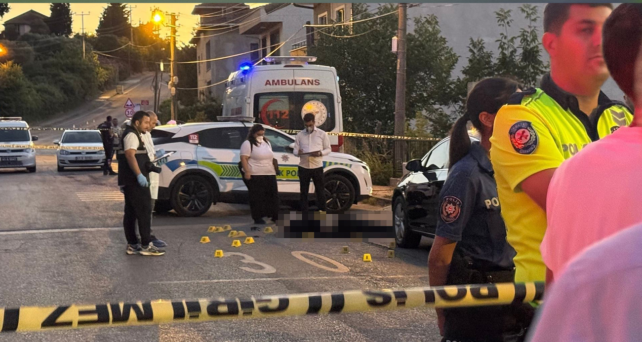 Baba ve oğlu sokak ortasında öldüren yaşlı adam: 