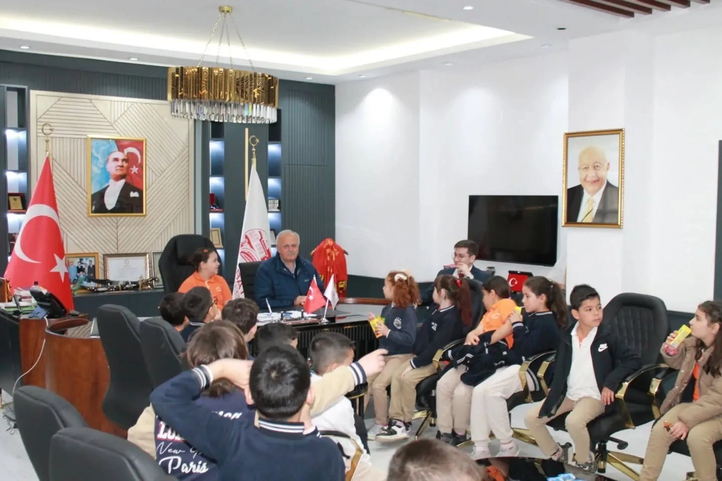 Sinop’ta öğrenciler devlet kurumlarının işleyişini yerinde öğrendi