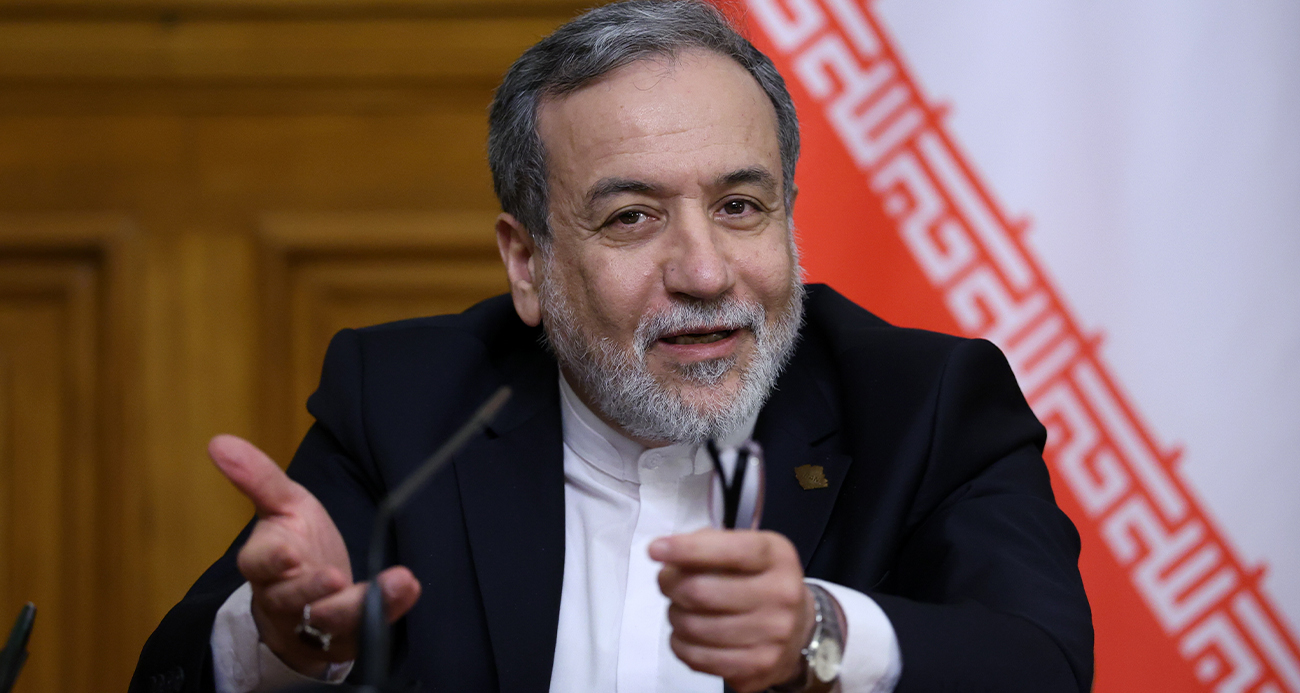 İran, 2 hafta süreyle Hürmüz Boğazı’nı geçişlere açtı