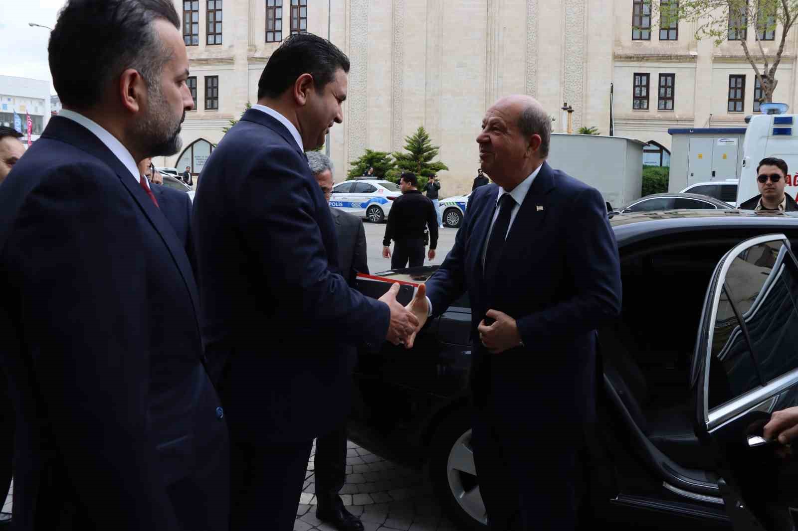 KKTC eski Cumhurbaşkanı Tatar Şanlıurfa’da