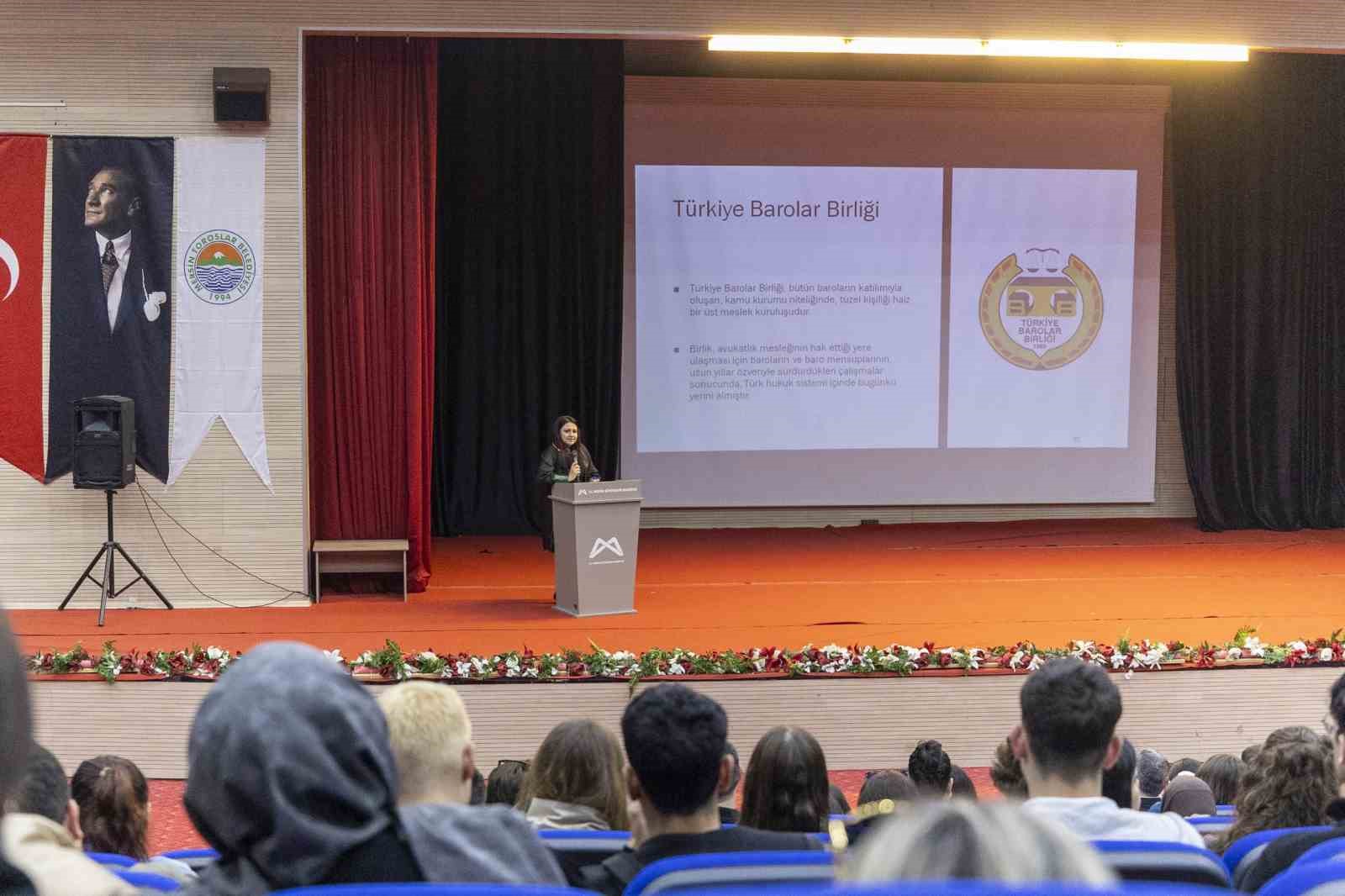 Mersin’de üniversite adaylarına meslek tanıtım semineri