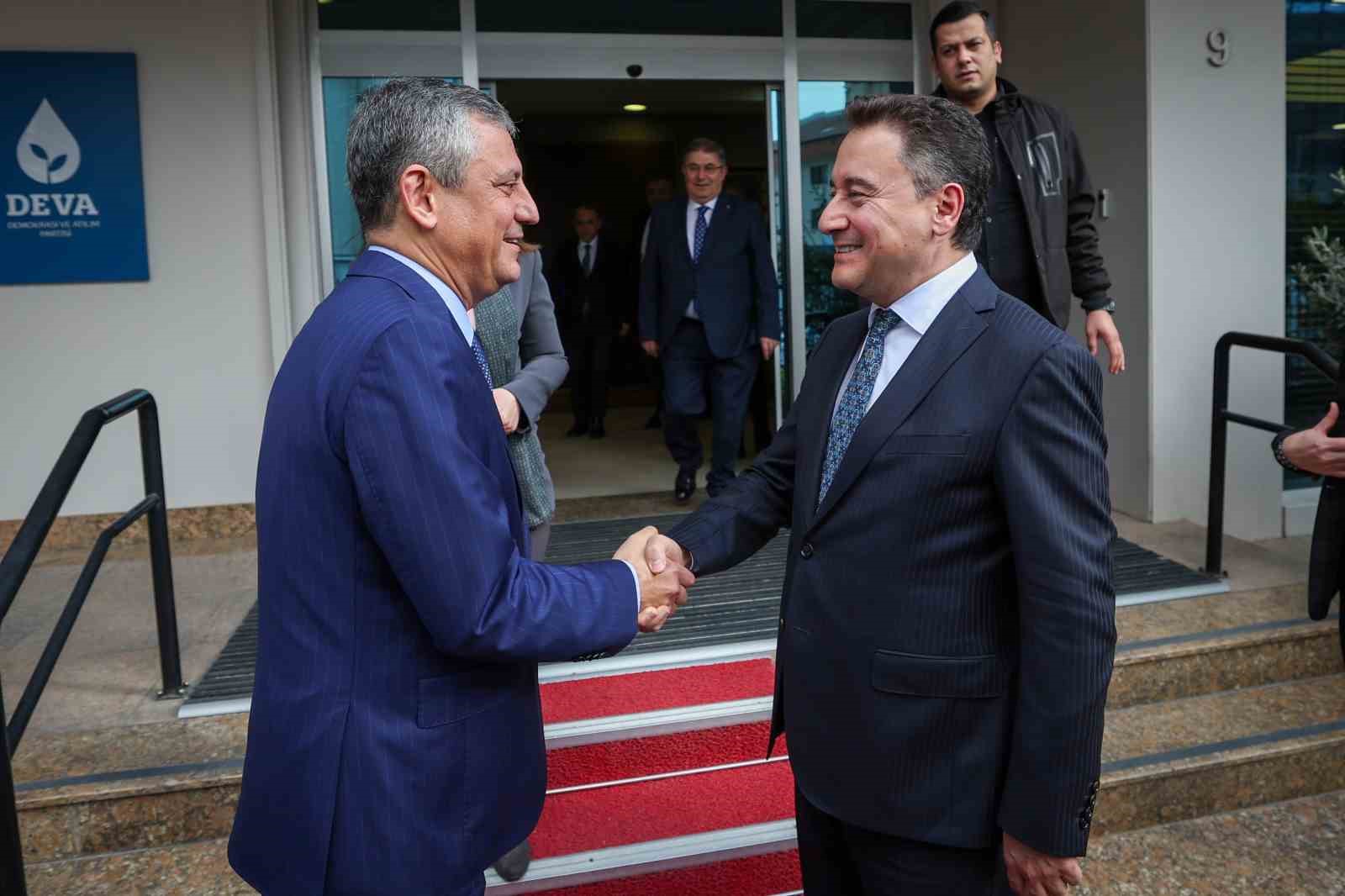 CHP Genel Başkanı Özel: 