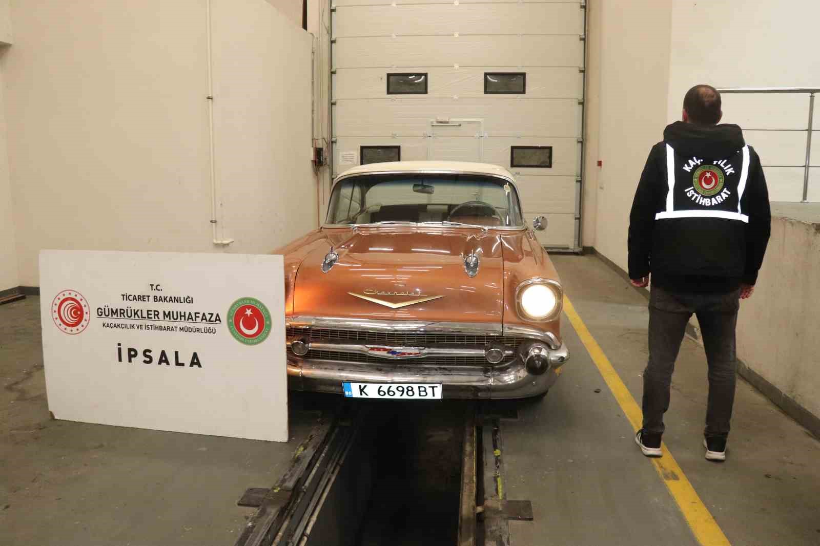 Gümrükler Muhafaza ekipleri 233 kaçak araca el koydu, değeri 280 milyon 533 bin lira