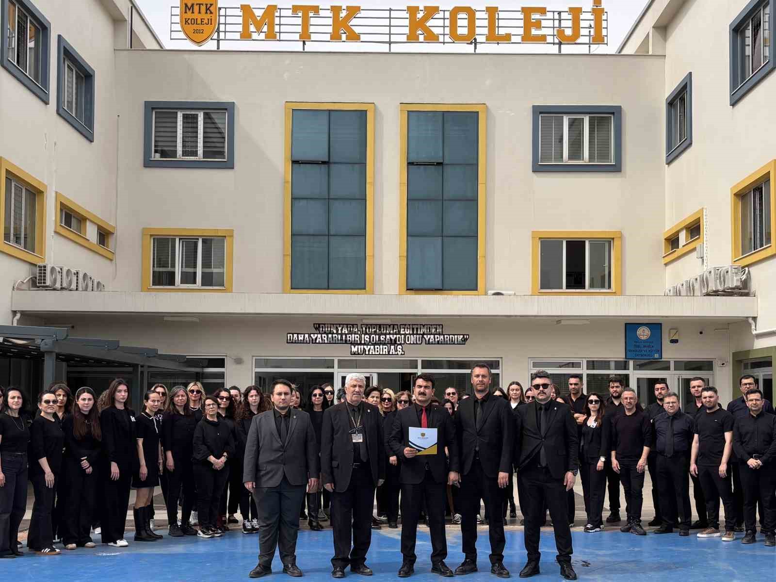 MTK Okulları’nda siyah giyerek şiddete sessiz kınama