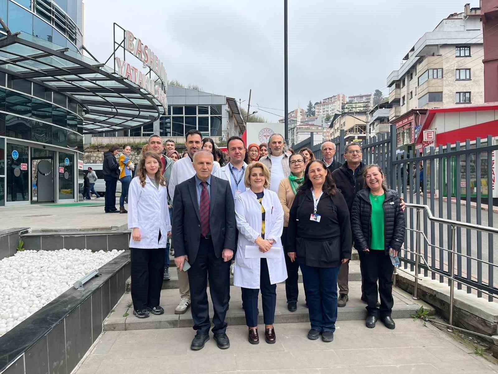 Zonguldak’ta tabiplerden sağlıkta şiddete tepki