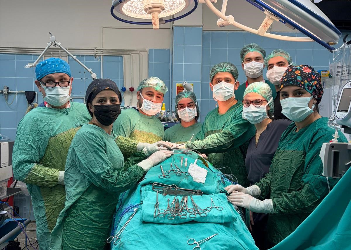 Ordu’da ileri evre gırtlak kanseri ameliyatı ilk kez başarıyla gerçekleştirildi