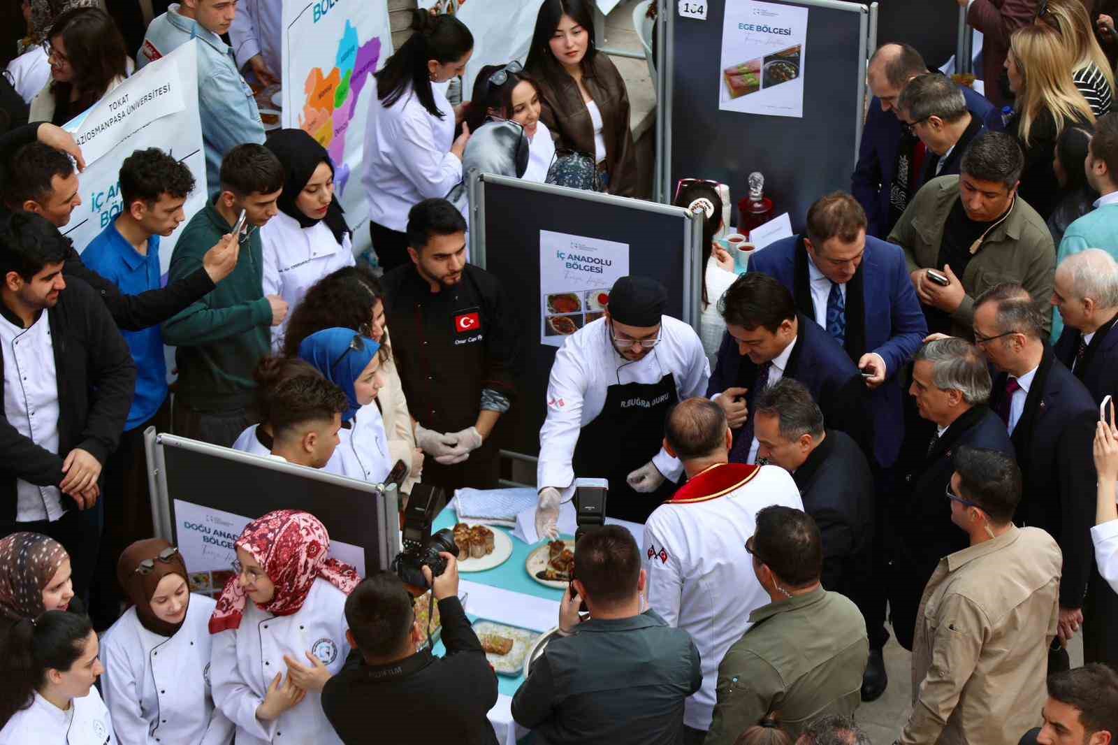 TOGÜ’de okuyan uluslararası öğrencilerden kültür şöleni