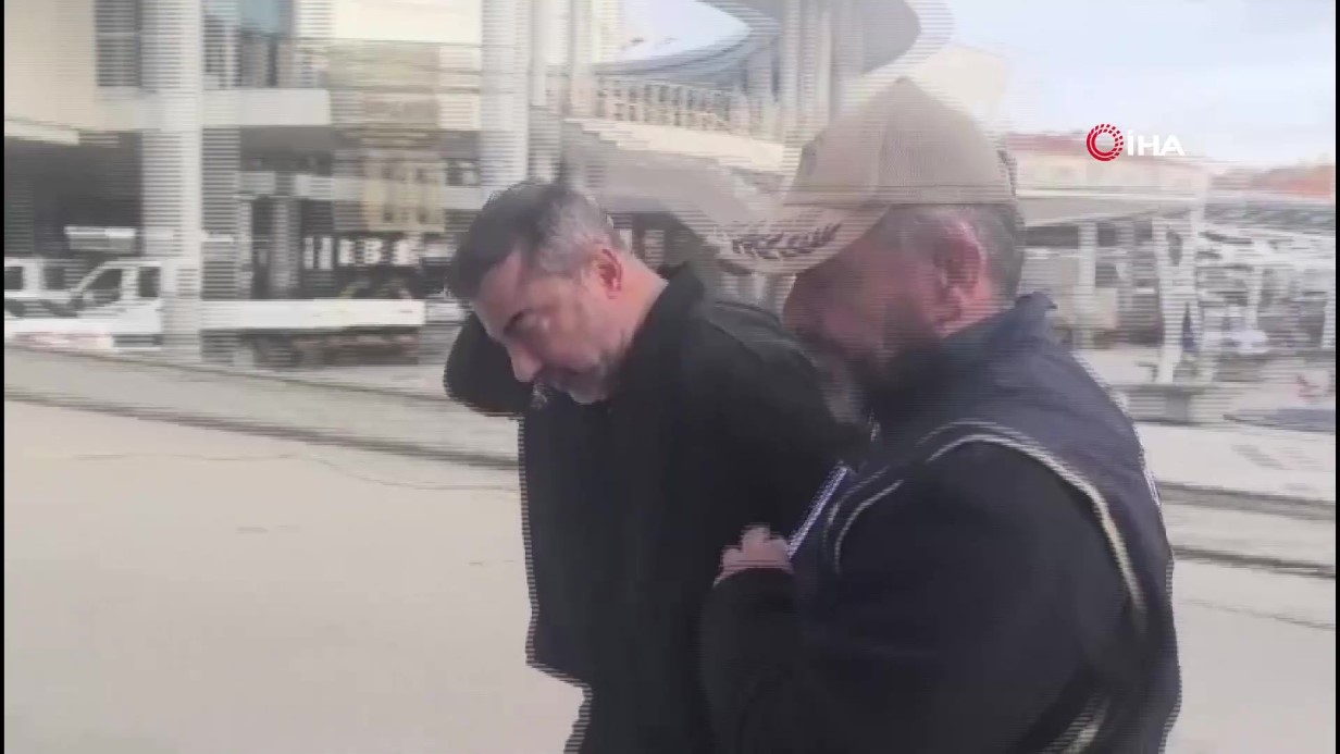 Ameliyat ile yüzünü değiştiren firari cinayet zanlısı, 7 yıl sonra yakalandı