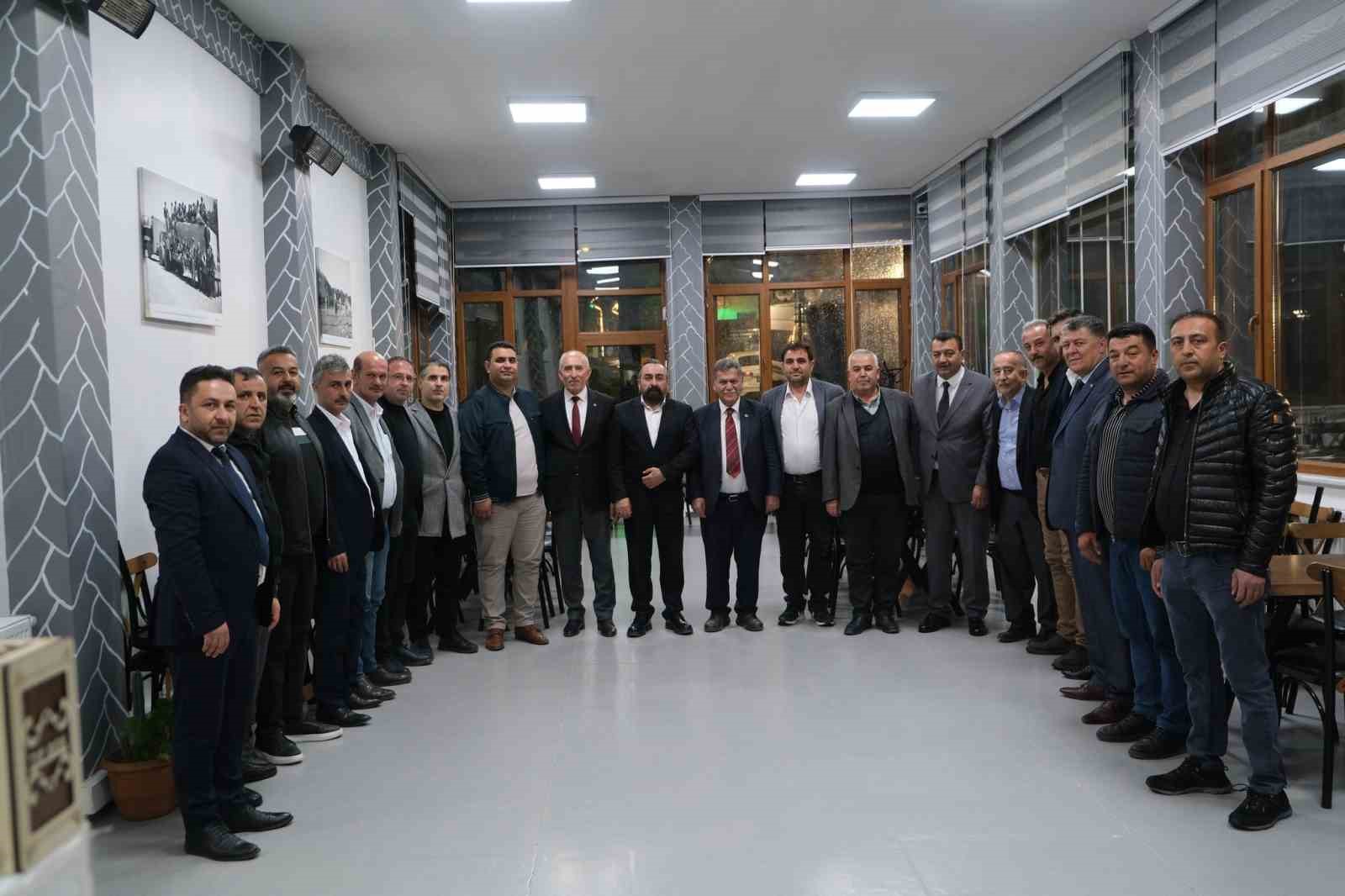 Pınarbaşı ve Sarız’dan Başkan Odakır’a tam destek