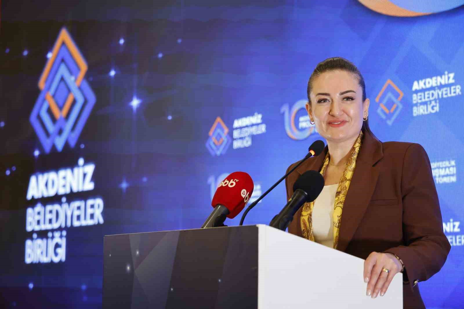 Akdeniz Belediyecilik Proje Yarışması’nda Antalya Büyükşehir Belediyesine iki ödül
