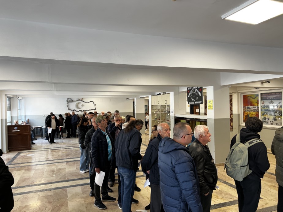 Bulgaristan sandık başında: Türkiye’de 27 sandık kuruldu