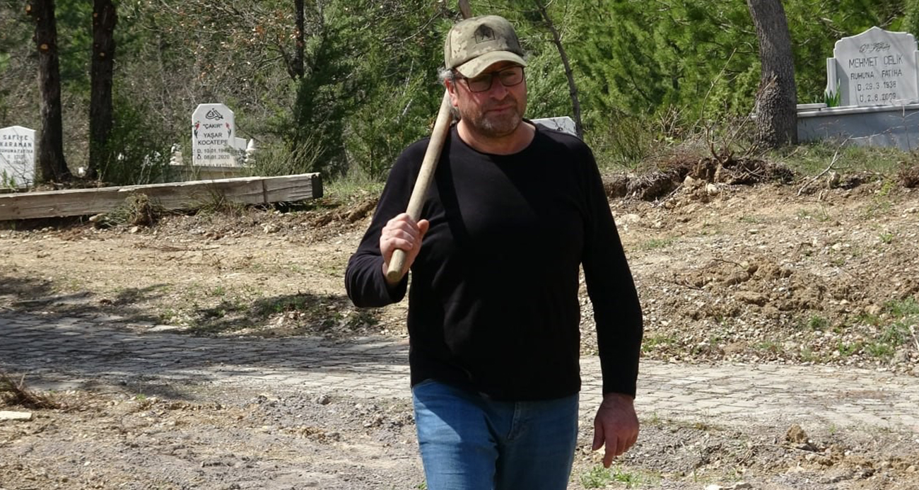 Dokuz kez ölümden döndü, mezarını kazmaya başladı