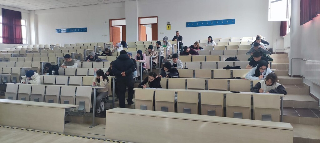 Hisarcık MYO’da lise öğrencilerine yönelik süreç odaklı değerlendirme sınavı