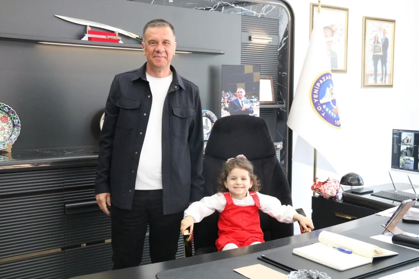 Başkan Ercan, koltuğunu devretti