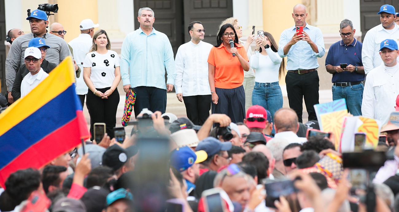 Venezuelalılar ABD yaptırımlarının kaldırılması için yürüyüş başlattı