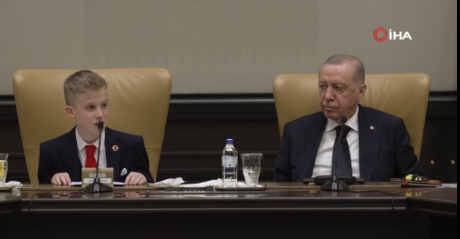 Cumhurbaşkanı Erdoğan, Bakan Tekin ve çocukları kabul etti