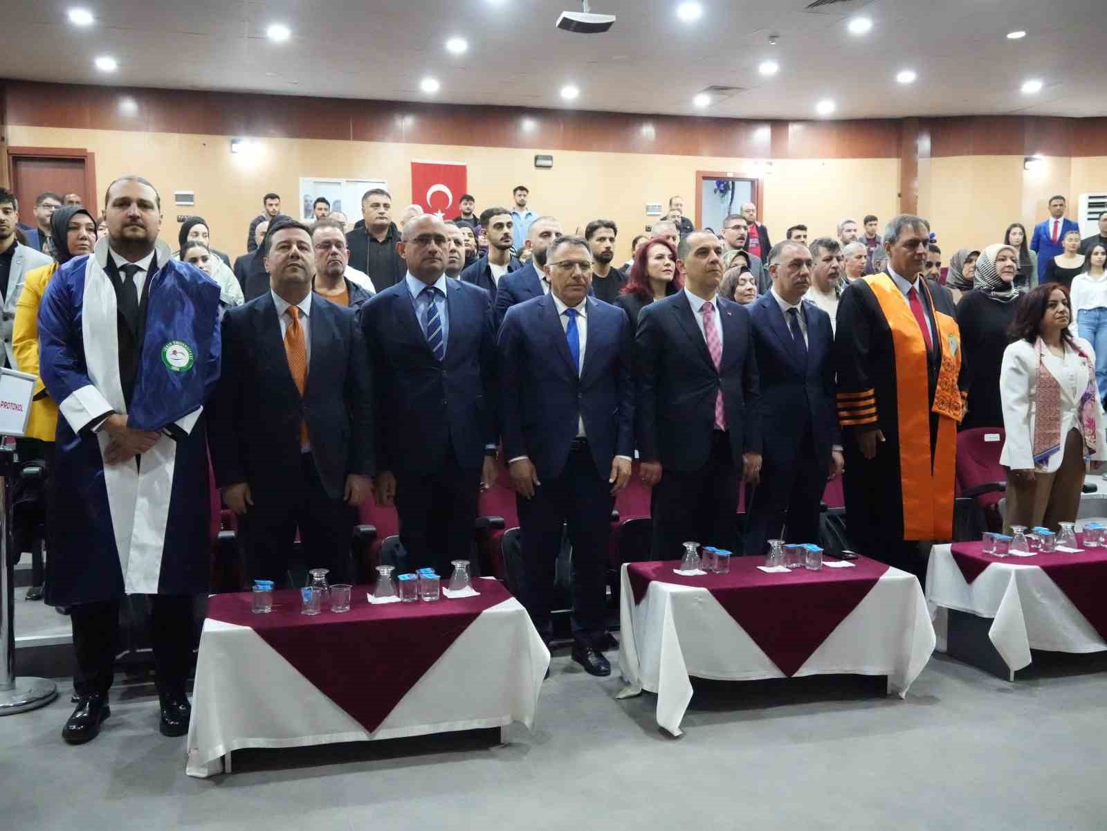 Iğdır Üniversitesi Diş Hekimliği Fakültesi’nde ilk beyaz önlük heyecanı