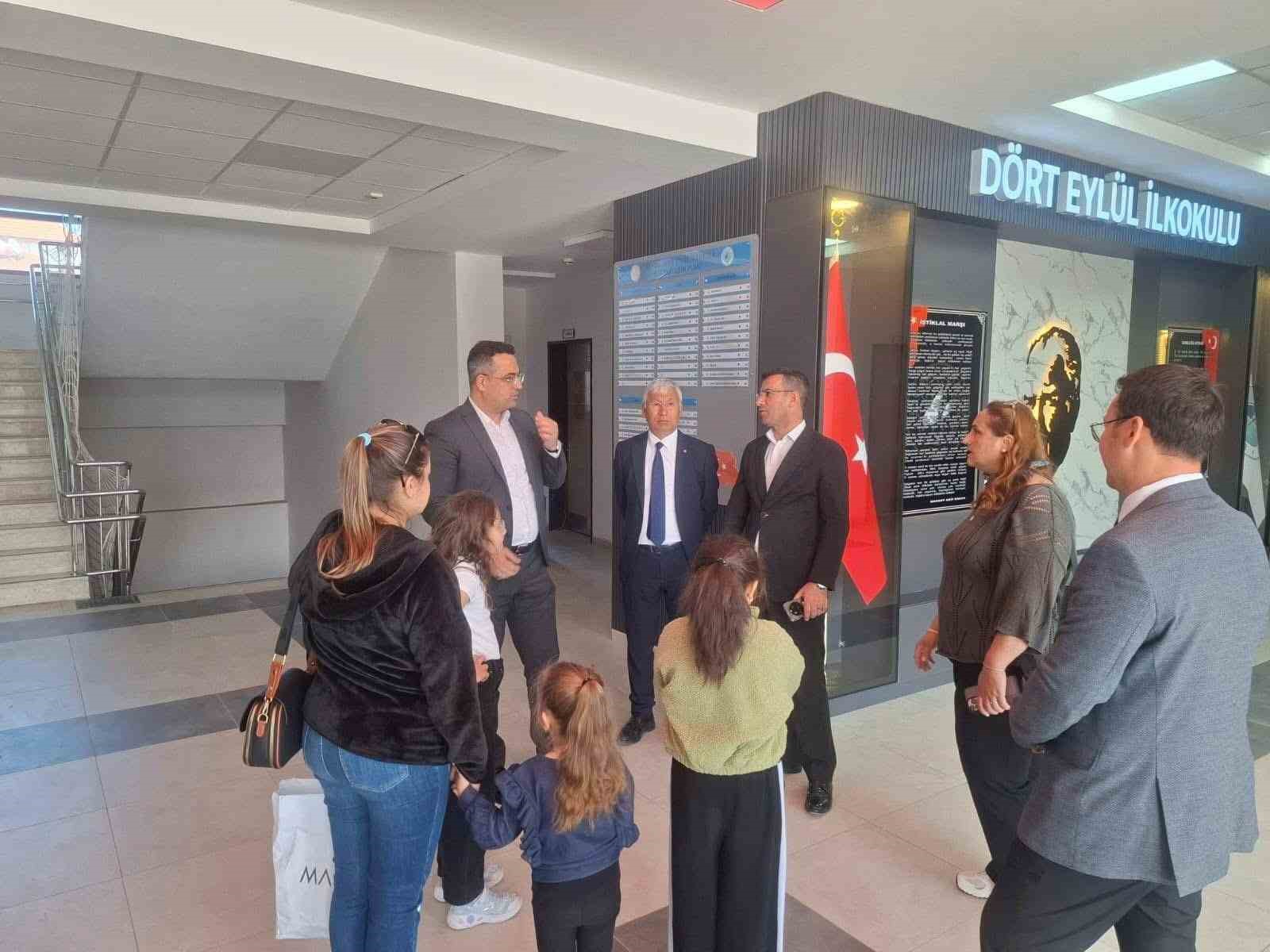 Sarıgöl’de Kaymakam Dalak öğrencilerle bir araya geldi