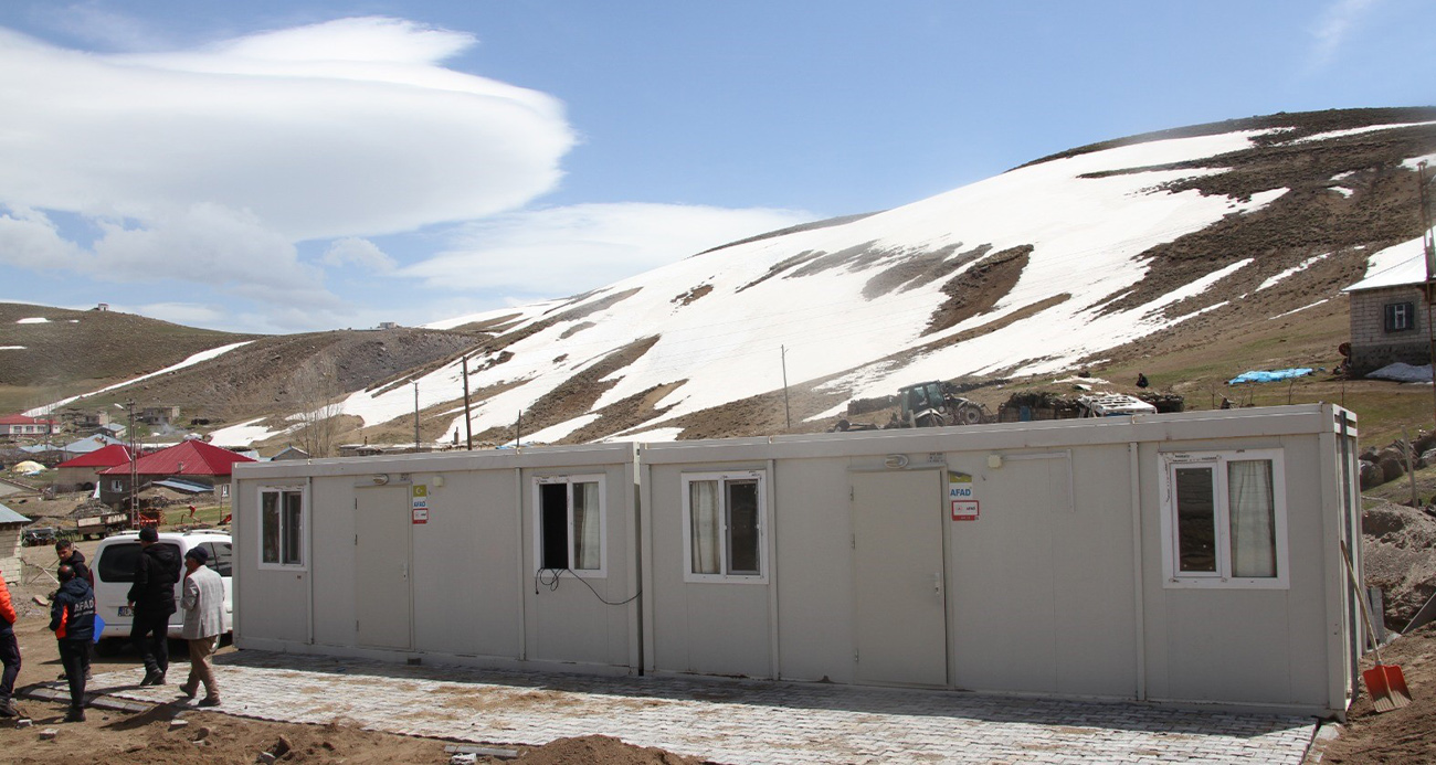 Patnos’ta deprem sonrası barınma ihtiyacı karşılandı