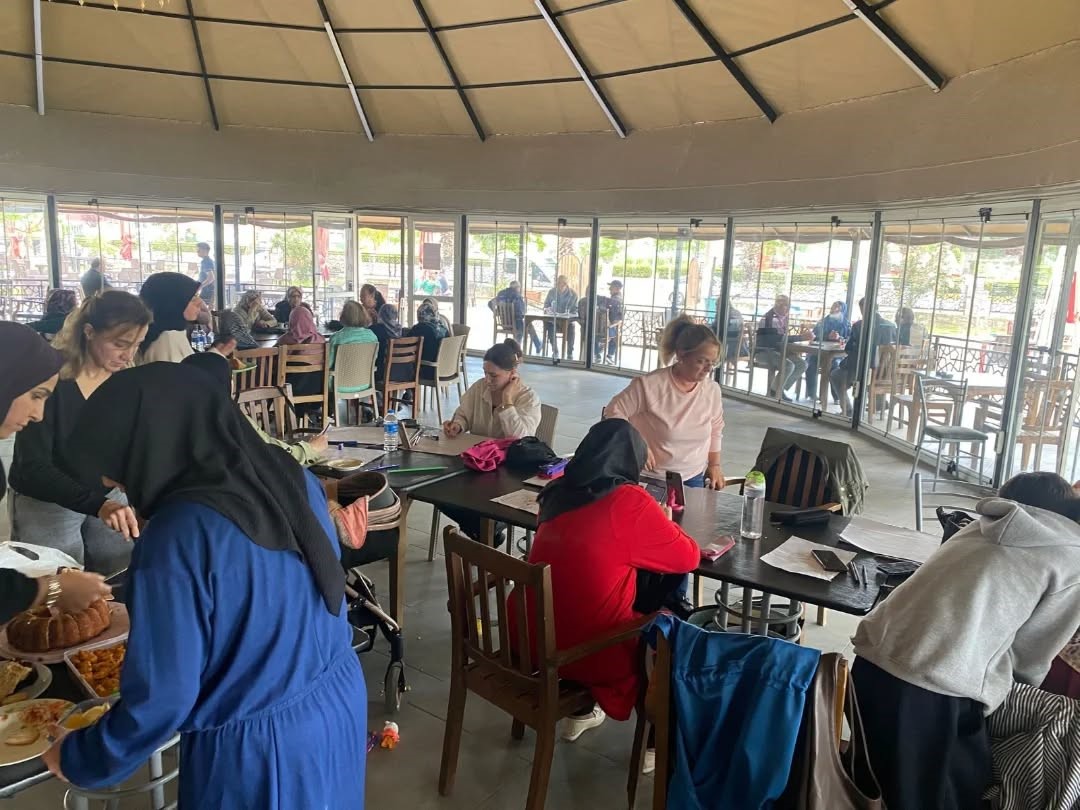 Germencik’te resim kurslarına yoğun ilgi