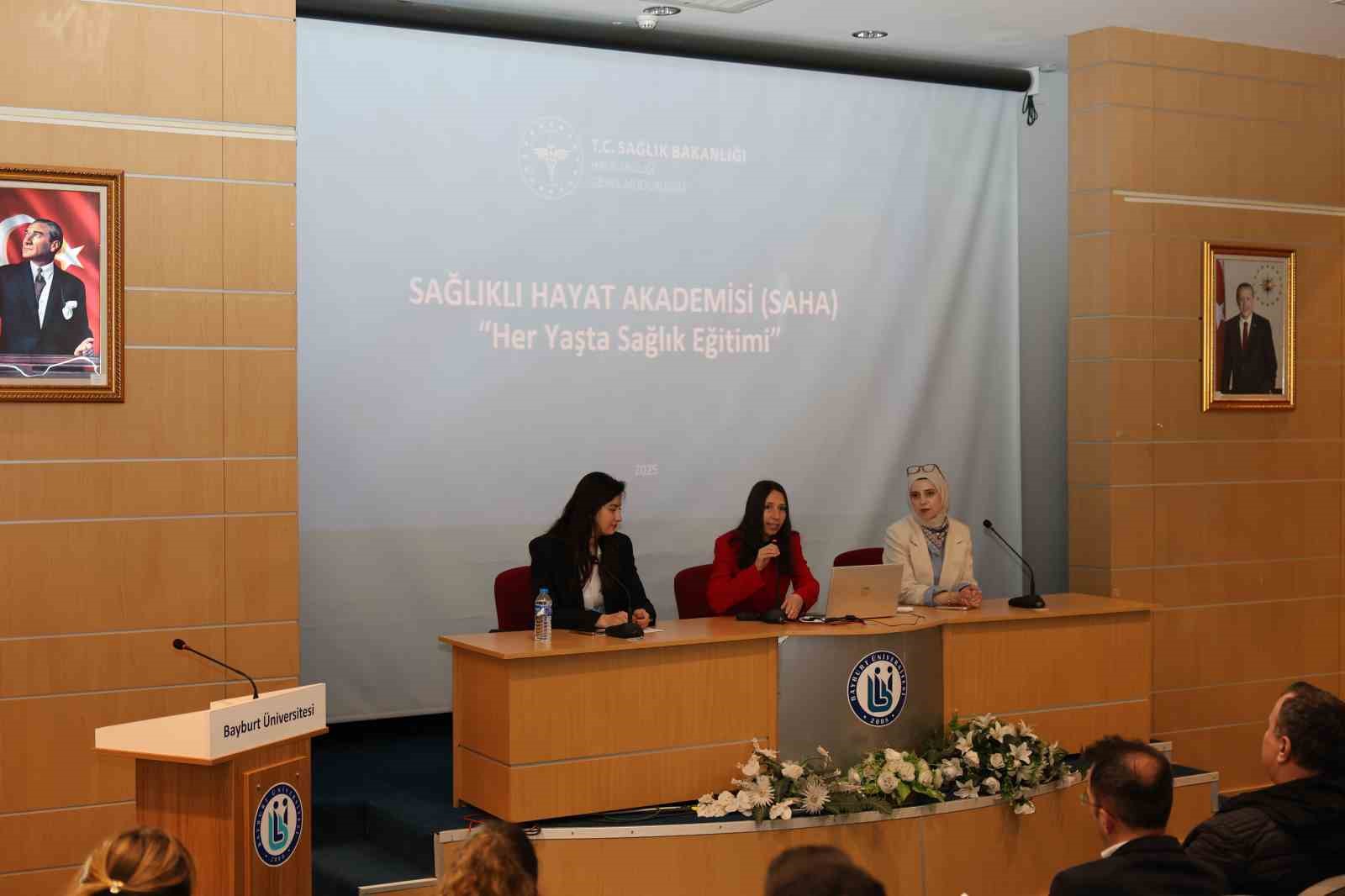 Sağlıklı Hayat Merkezi hizmetleri hemşirelik öğrencilerine tanıtıldı