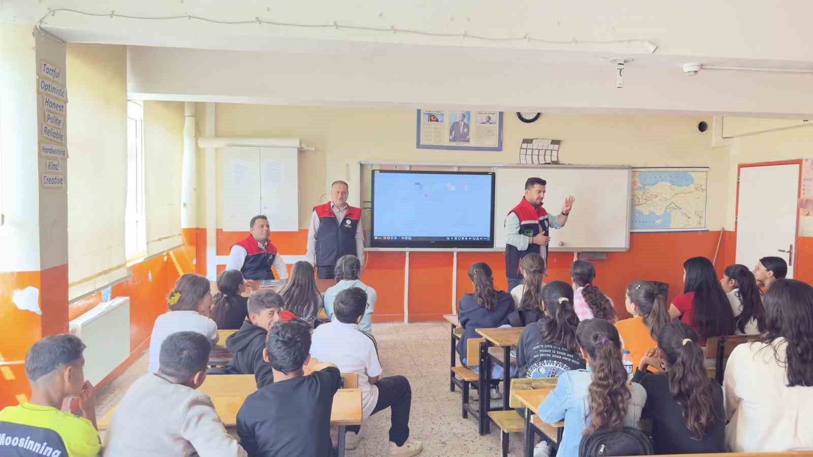 Cizre’de geleceğin tüketicilerine 