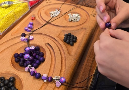 Şehzadeler’de minik eller takı tasarlayacak