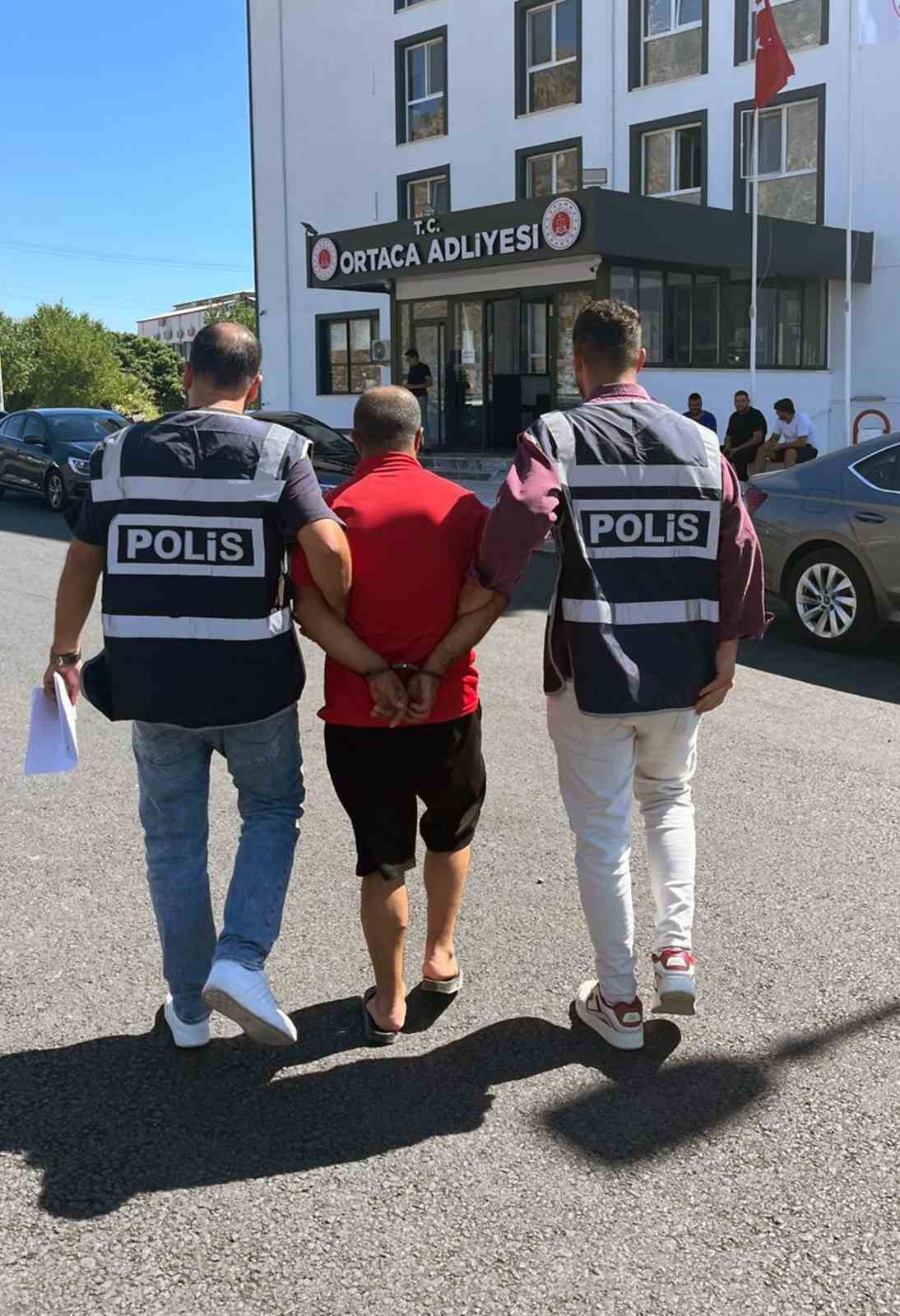 18-yil-4-ay-hapis-cezasiyla-aranan-sahis-dalaman-da-yakalandi