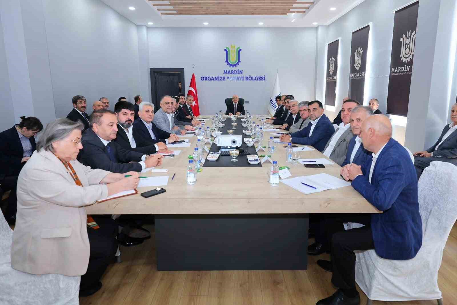 hazine-ve-maliye-bakani-simsek-mardin-de