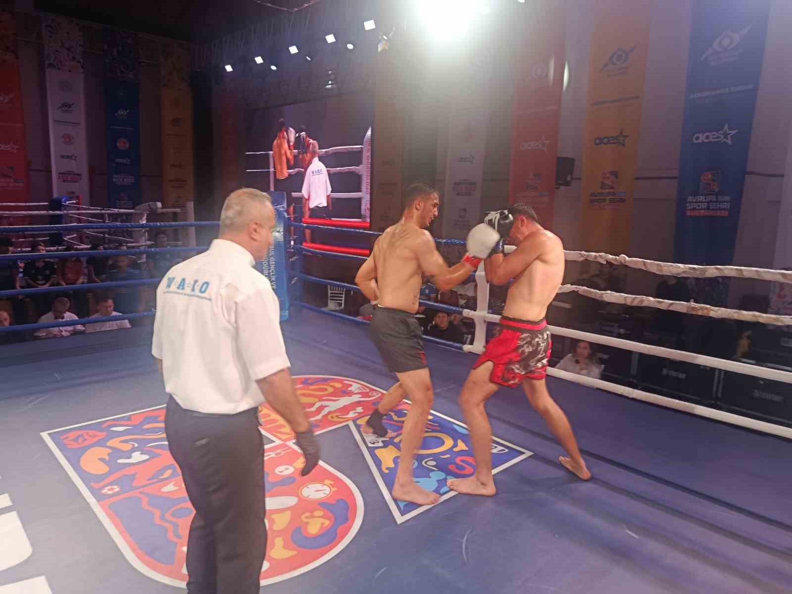 sultangazi-turkiye-profesyonel-kick-boks-turnuvasi-na-ev-sahipligi-yapti