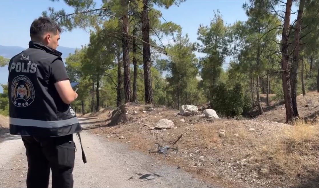 burdur-da-ormanlar-yanginlara-karsi-polis-tarafindan-dronla-denetleniyor