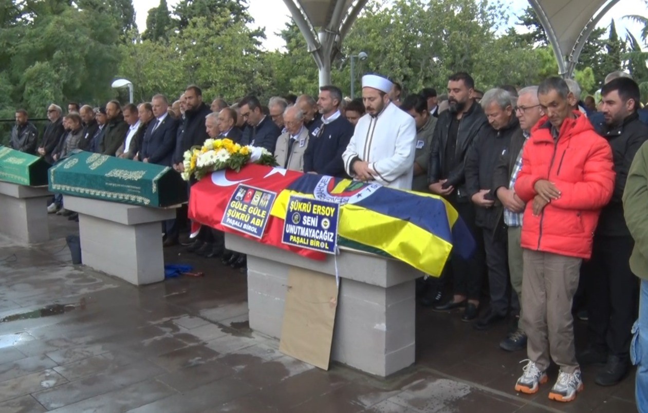 fenerbahce-nin-efsanesi-sukru-ersoy-son-yolculuguna-ugurlandi