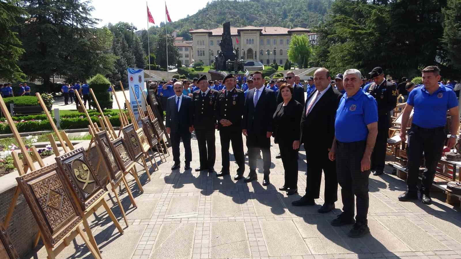 hukumlulerin-el-emegi-urunleri-gorucuye-cikti