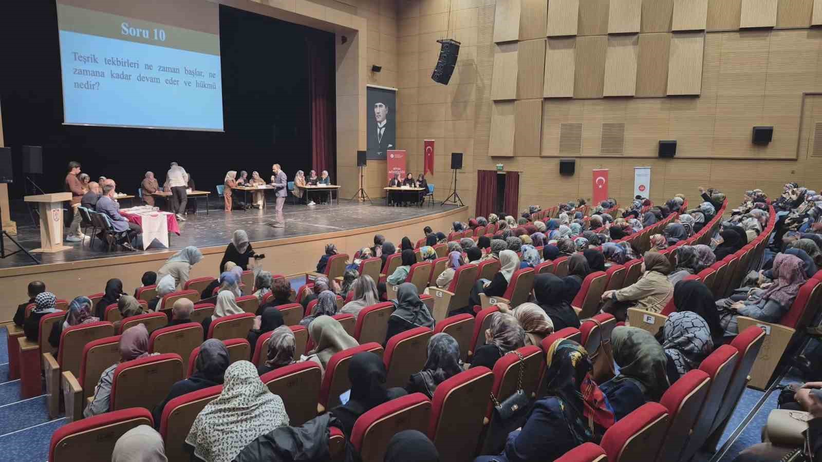 kursiyerler-dini-bilgilerini-yaristirdi