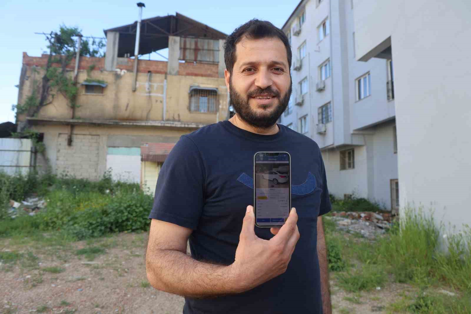 sazan-sarmali-yontemiyle-depremzedeyi-agina-dusuremeyen-dolandirici-keske-depremde-enkaz-altinda-kalsaydiniz-diye-beddua-etti