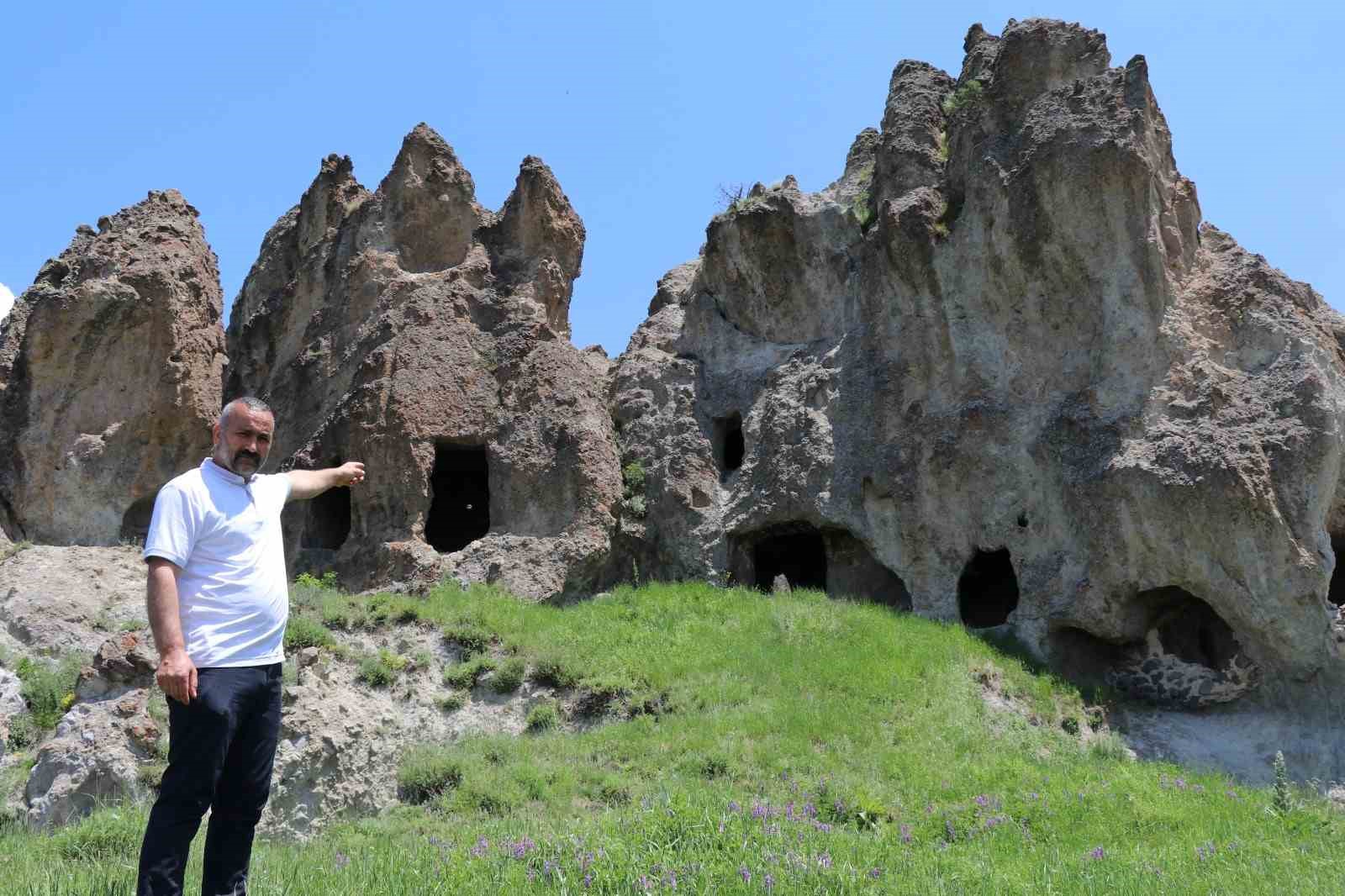 9-yuzyildan-kalan-solomon-kalesi-restore-edilmeyi-bekliyor