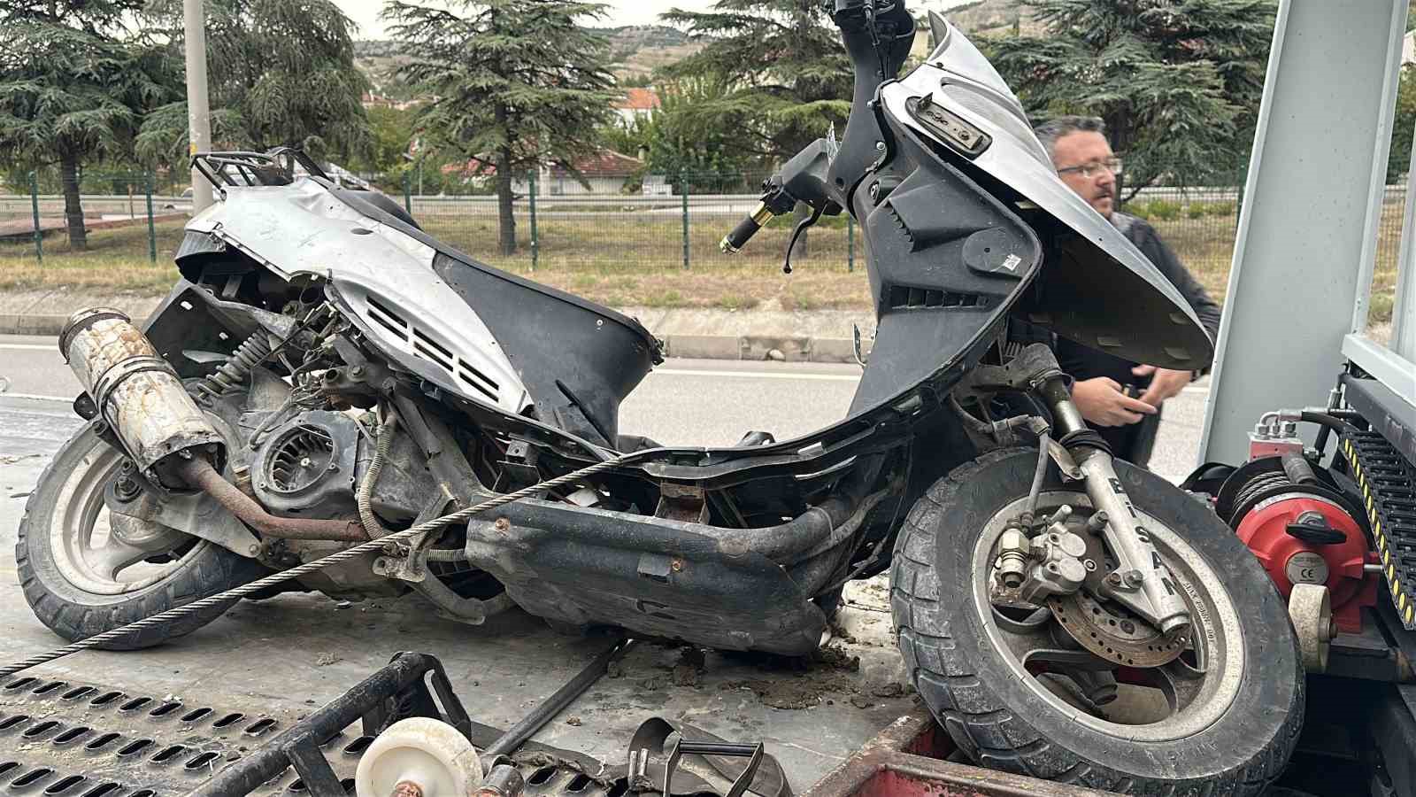burdur-da-plakasiz-supheli-motosikletin-sase-ve-motor-numarasi-kazinmis-cikti