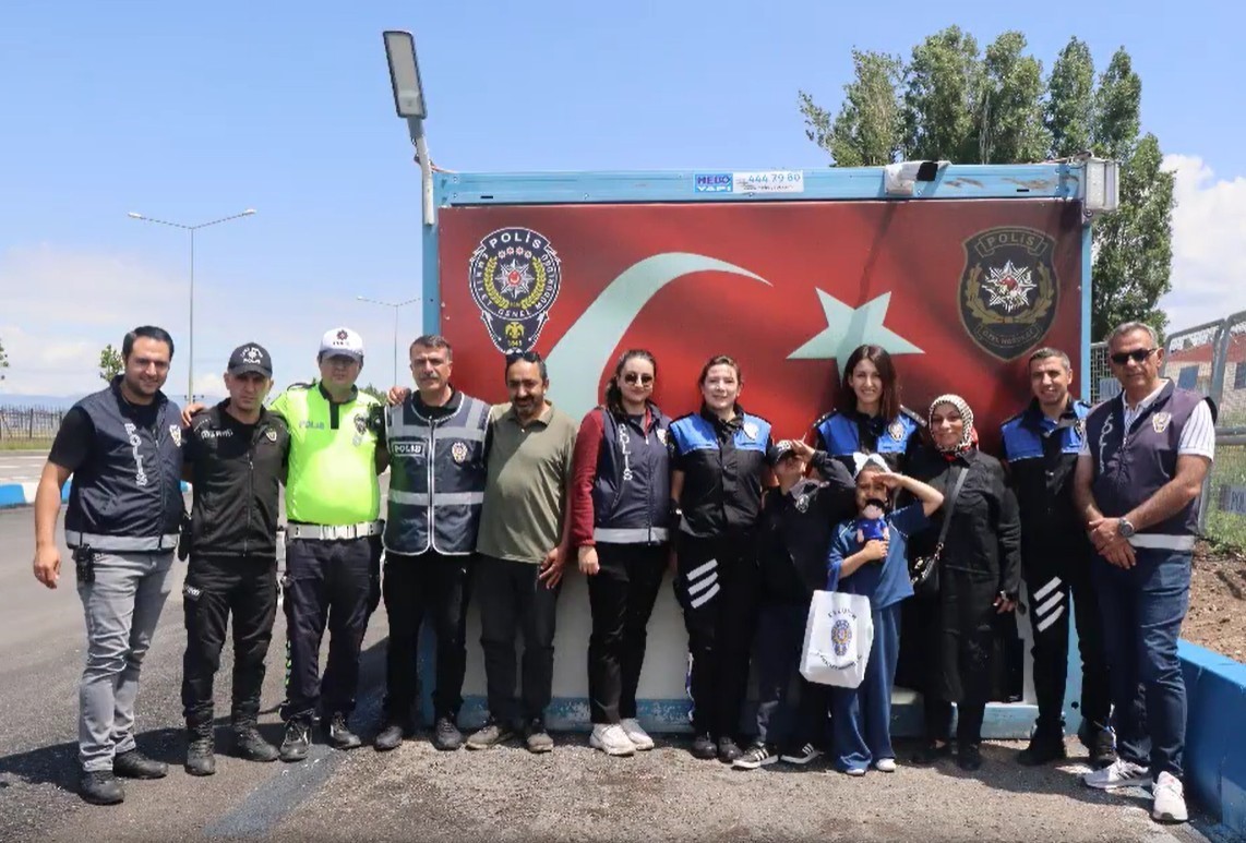 polis-ekiplerine-esila-dan-destek