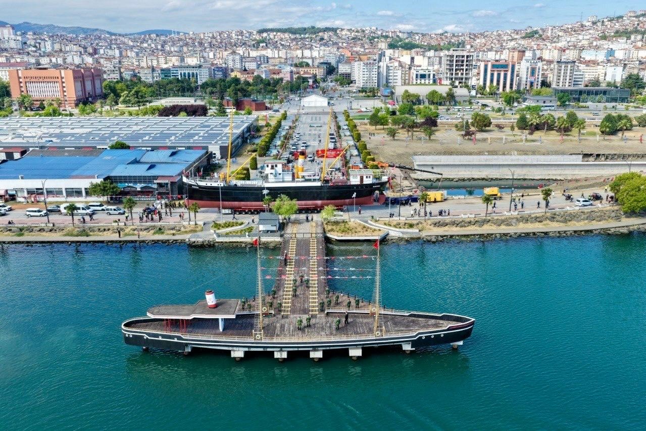 samsun-da-istiklal-meydani-milli-mucadele-nin-simge-alani-oldu