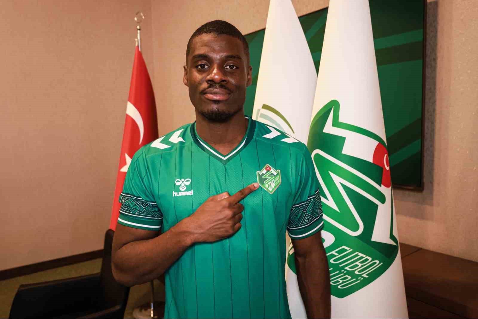 igdir-fk-loc-robert-kouagba-ve-ahmet-kose-yi-kadrosuna-katti