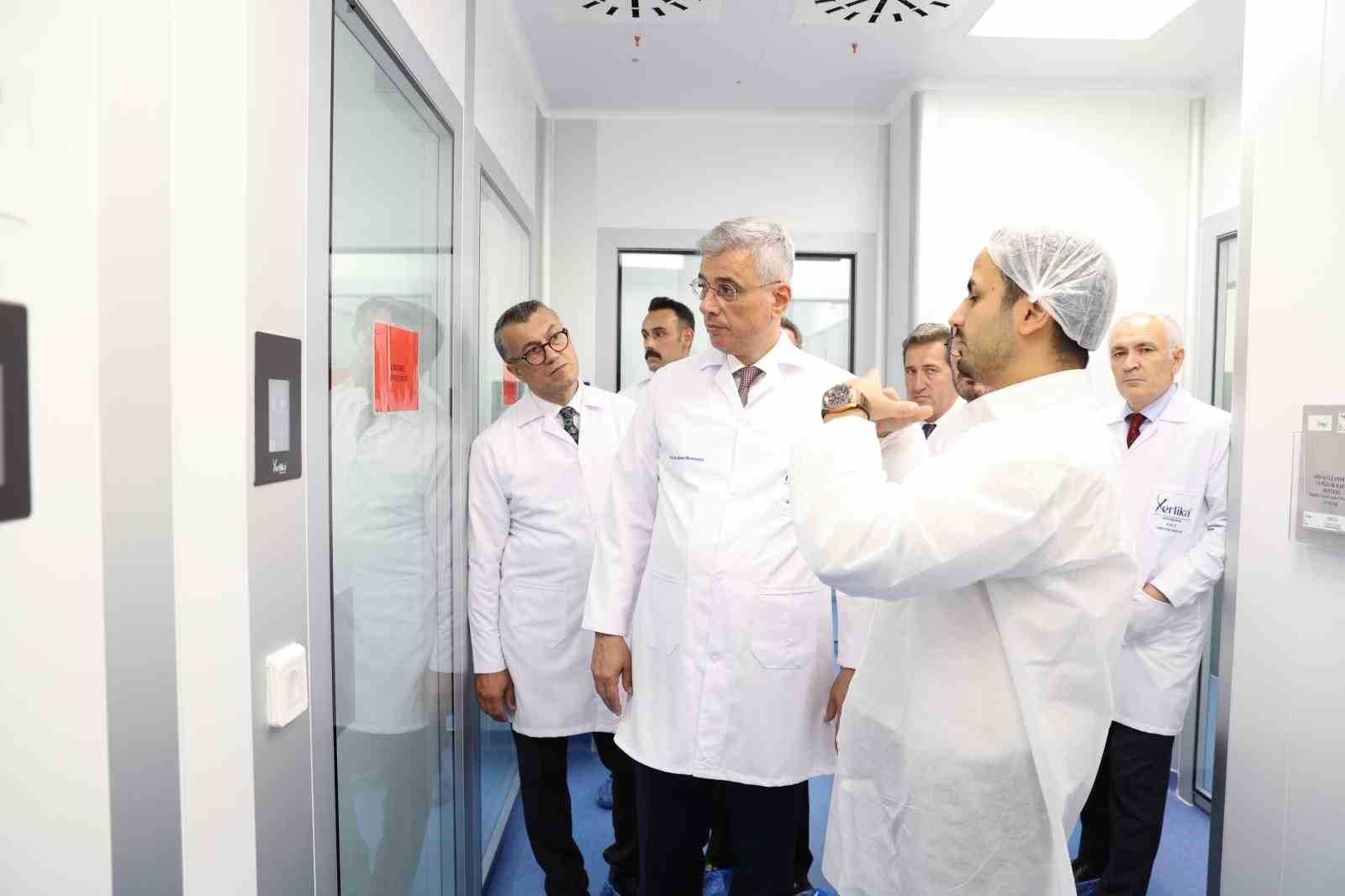 bakan-memisoglu-turkiye-saglik-hizmetlerinde-dunya-capinda-guven-endeksi-cok-yukselmis-bir-ulkedir