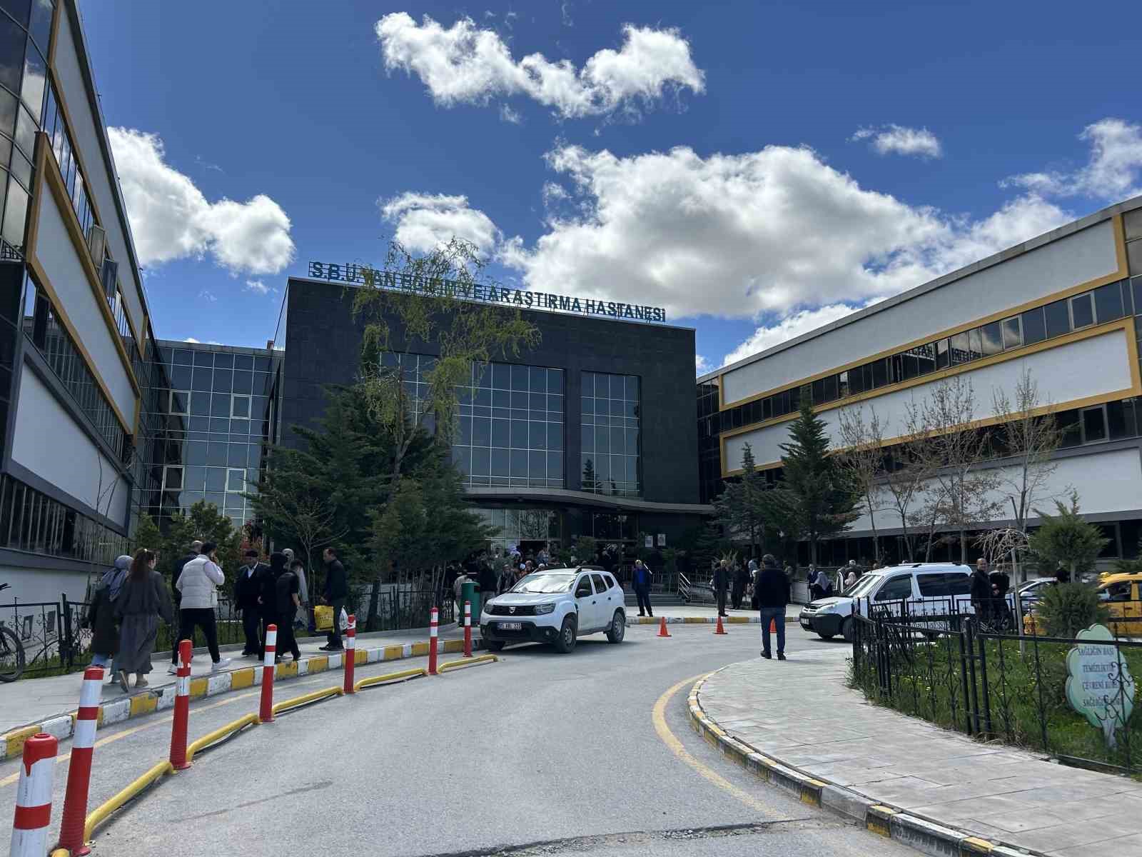 van-a-234-yeni-hekim-kadrosu-tahsis-edildi