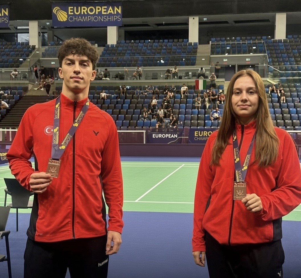 erzincanli-badmintoncular-dunya-gencler-siralamasinda-2-siraya-yukseldi